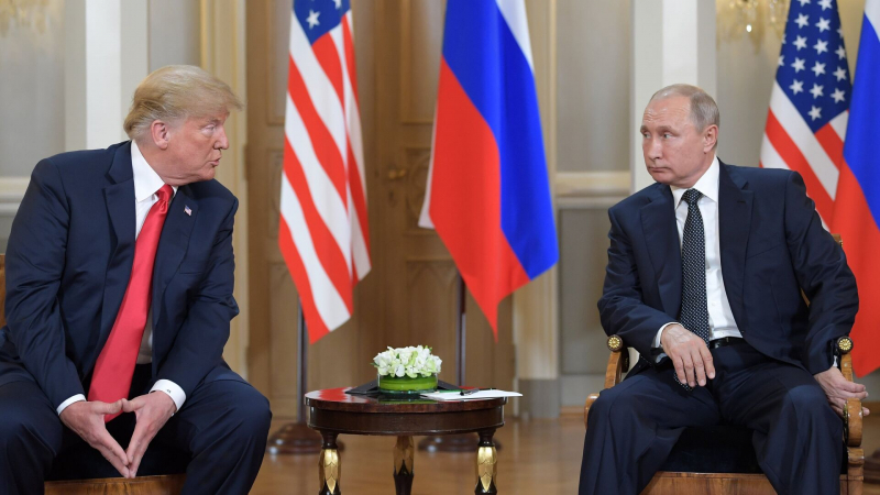 Эксперт назвал телефонный разговор Путина и Трампа историческим