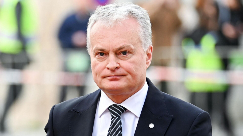 Президент Литвы выдвинул жесткий ультиматум премьеру