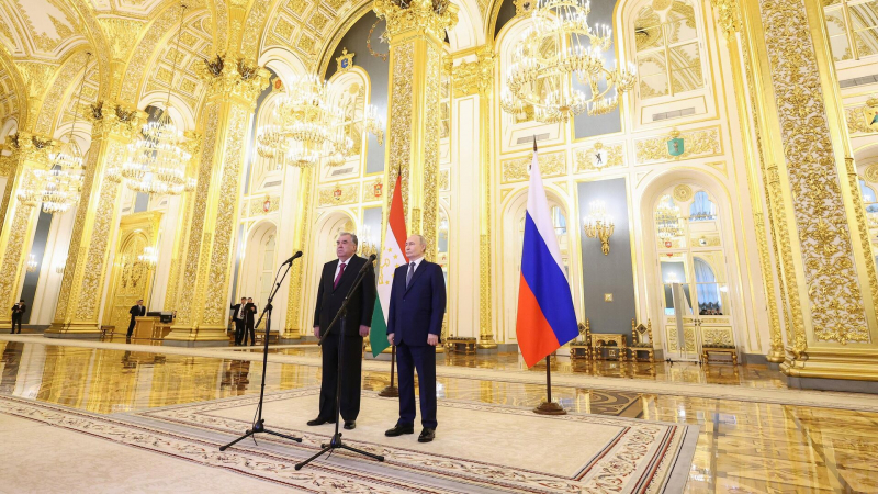 Путин: Россия готова помочь Таджикистану в эксплуатации мощностей генерации